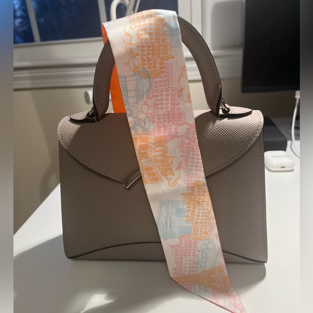 Moynat silk twilly